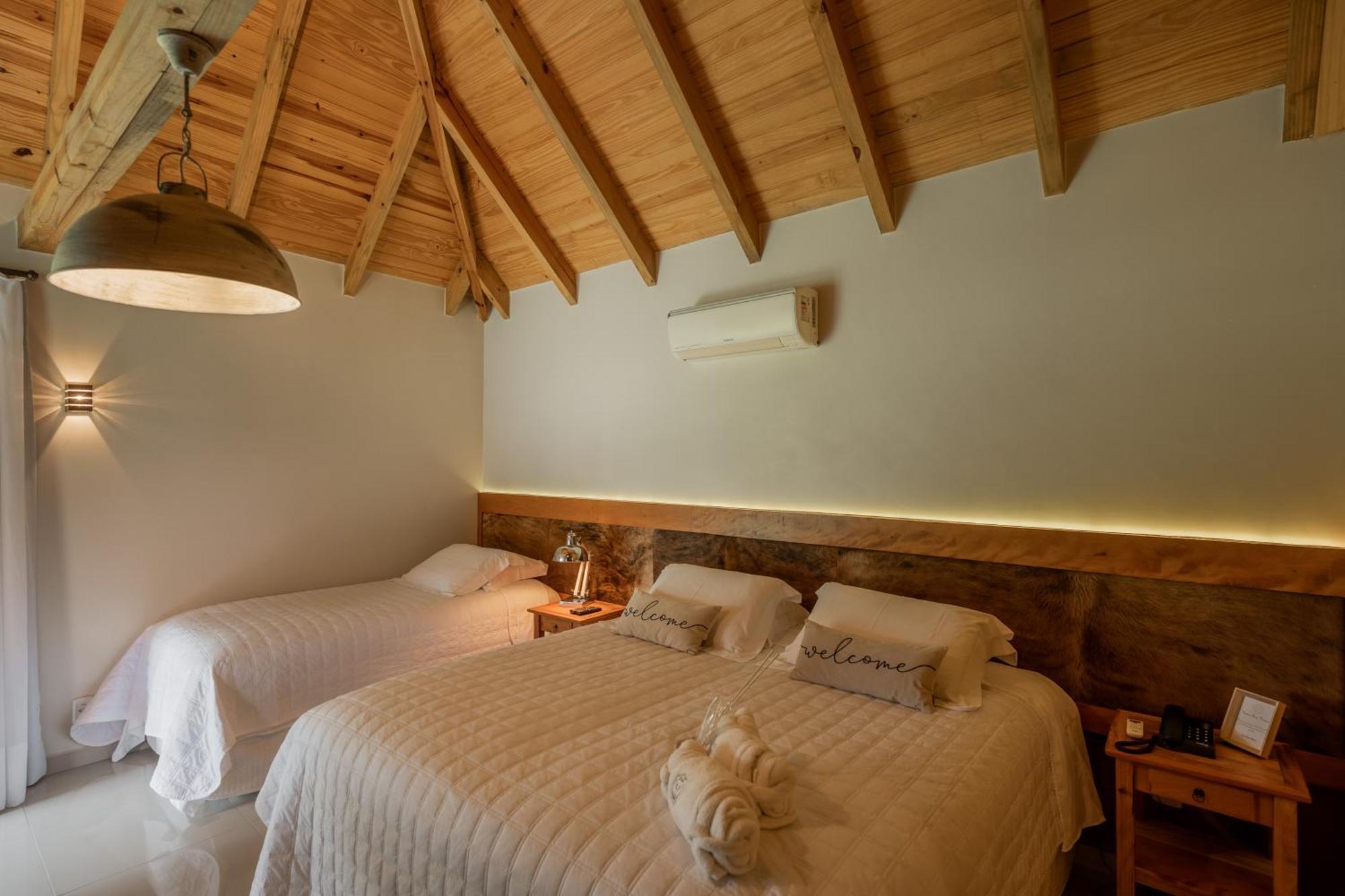 Vira Charme Resort Fernandes Pinheiro Exterior photo