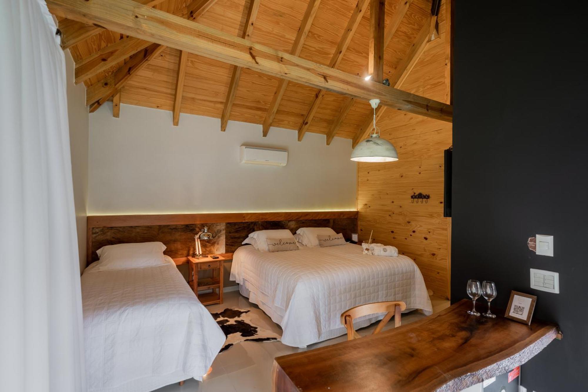 Vira Charme Resort Fernandes Pinheiro Exterior photo
