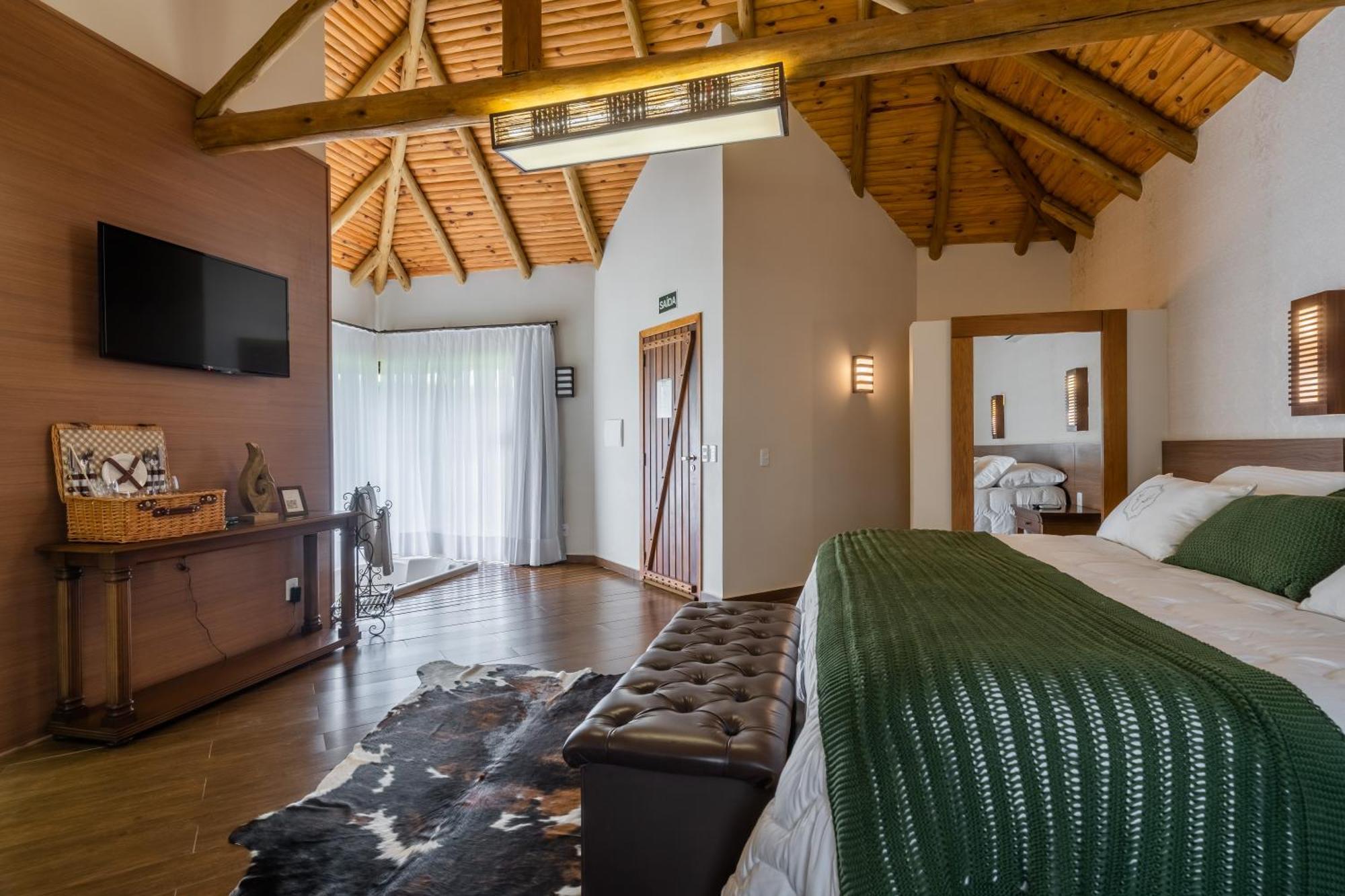 Vira Charme Resort Fernandes Pinheiro Exterior photo