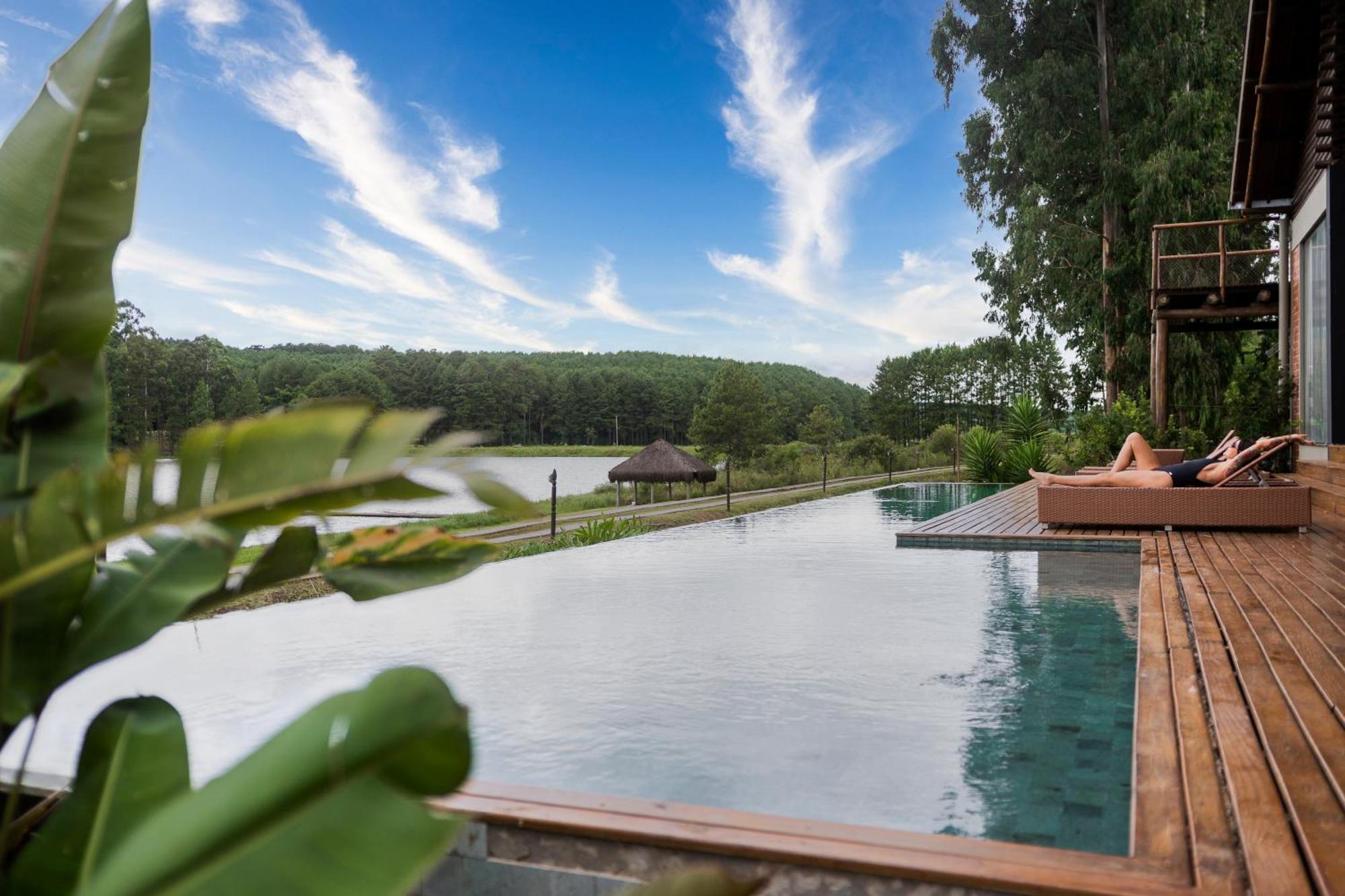 Vira Charme Resort Fernandes Pinheiro Exterior photo